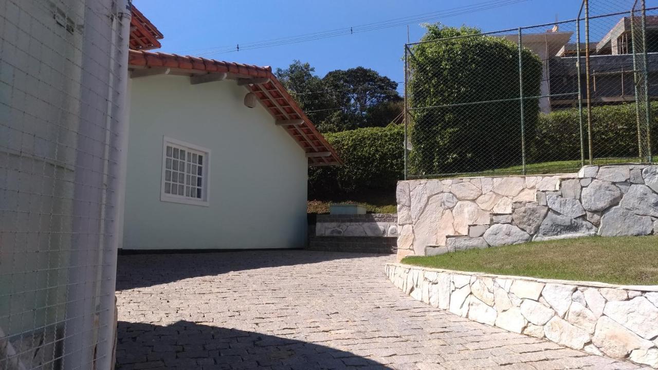 Casa Em Escarpas Do Lago Capitolio Bagian luar foto